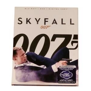 James Bond 007 in Skyfall Blu-ray + DVD 2-Disc Set
